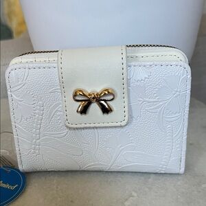 Women's White Embossed Bow Accent Wallet